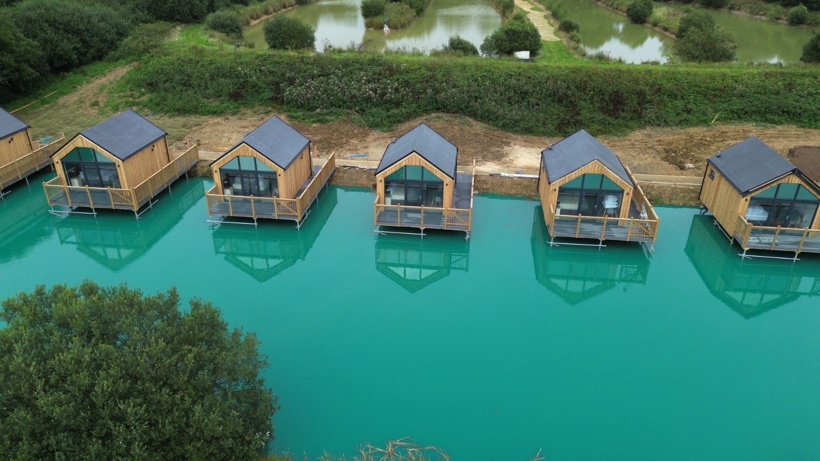 Clawford Lakes Spa - Image 1