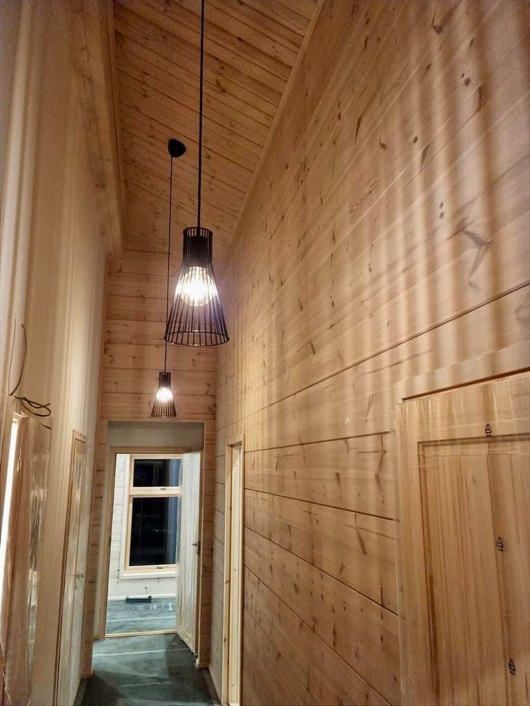 Fakenham Modern Log Home - Image 3