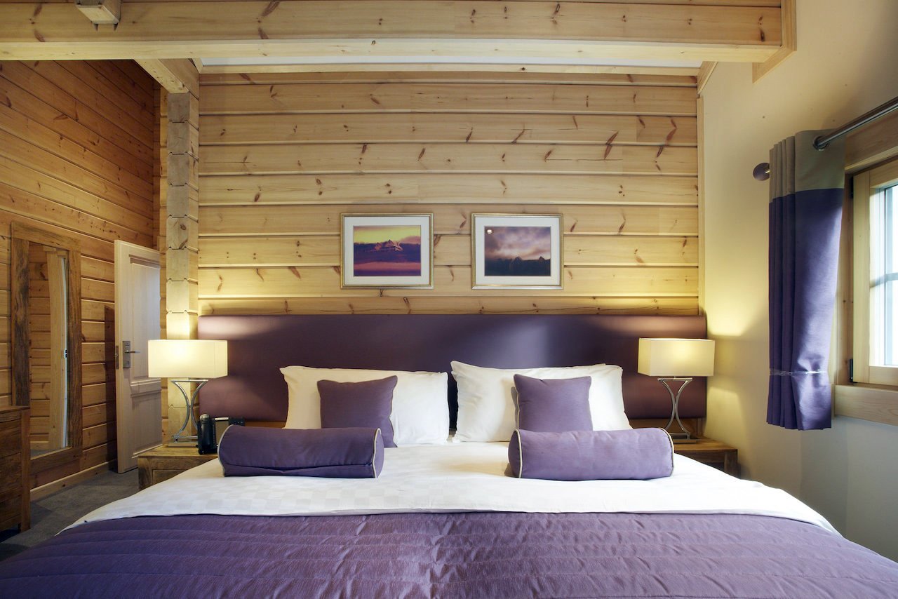 Hunter Lodges Celtic Manor - Image 8