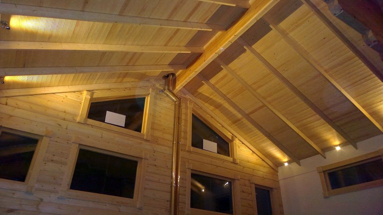 Hunter Lodges Celtic Manor - Image 9