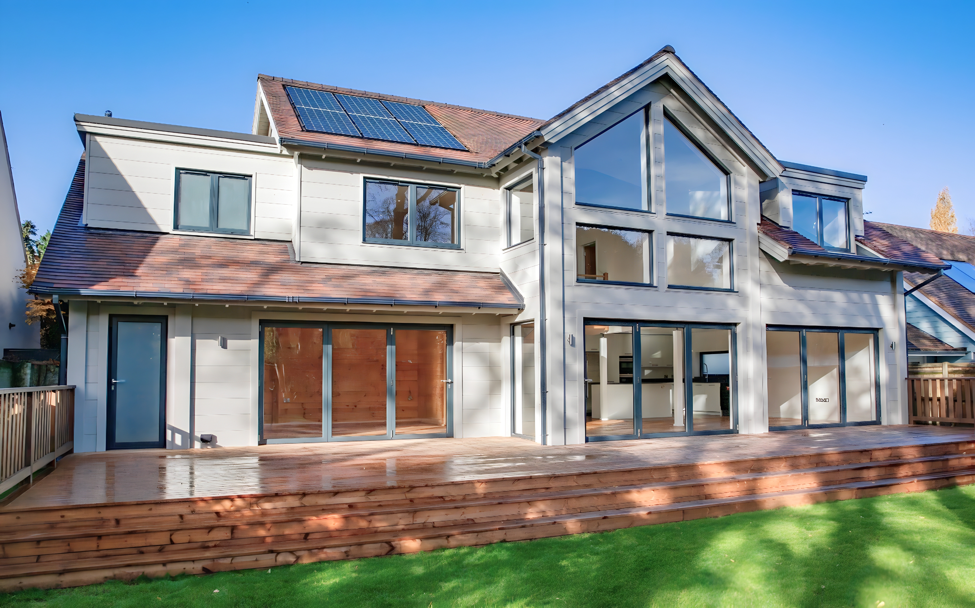 Shepperton London Residence - Image 1
