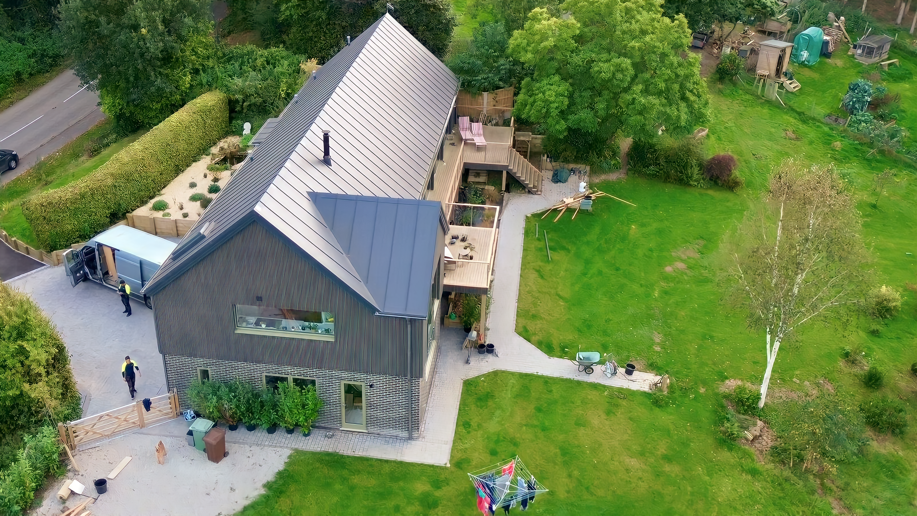 Tunbridge Wells Log Home - Image 9