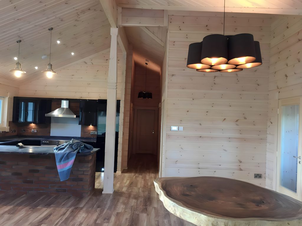 Pelham Gates Carelian Log Buildings